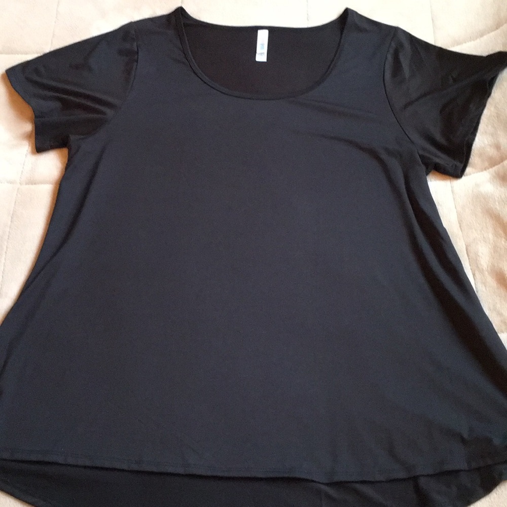 Black Silky 2XL LuLaRoe Classic Tee